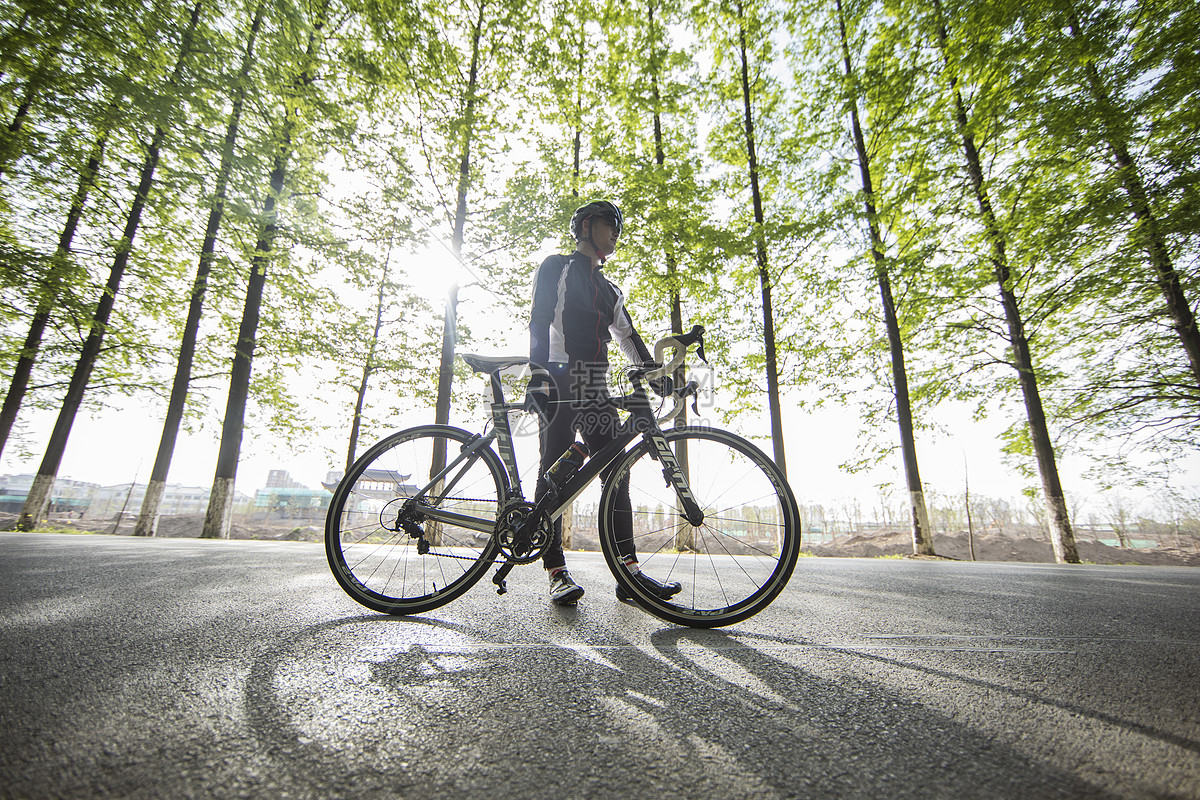 春光正好！南昌：“轻户外”火出圈！“生态红利”变“民生福利”(图1)
