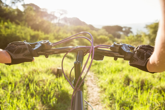 星辉娱乐涨084%成交额367亿元今日主力净流入-4084万(图1)